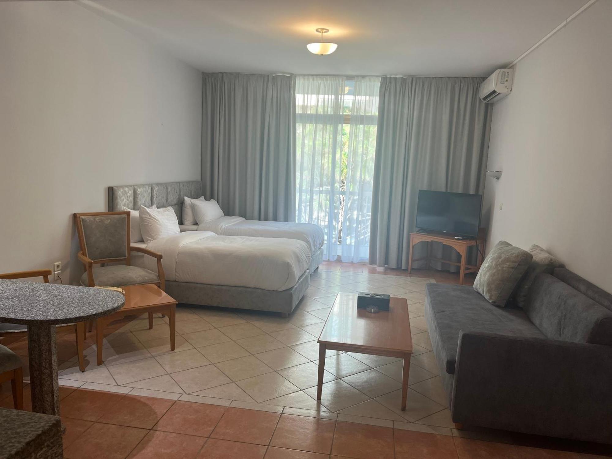 El Sheikh Suites Hotel Бейрут Екстер'єр фото